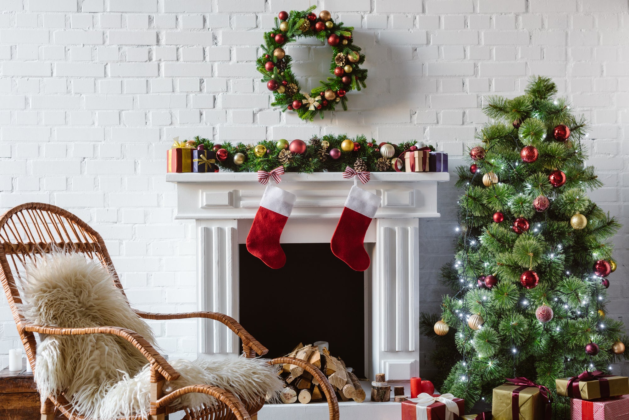 10 Easy Holiday Decor Ideas That Take 5 Minutes or Less