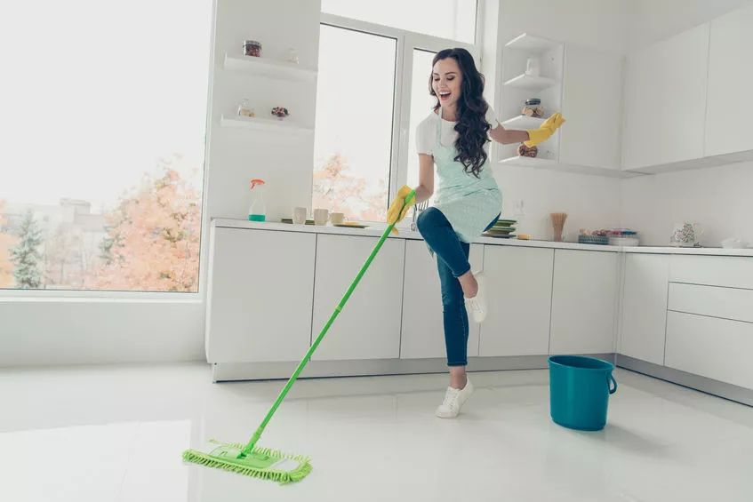 10 Ways to Spring Clean Your Home Naturally